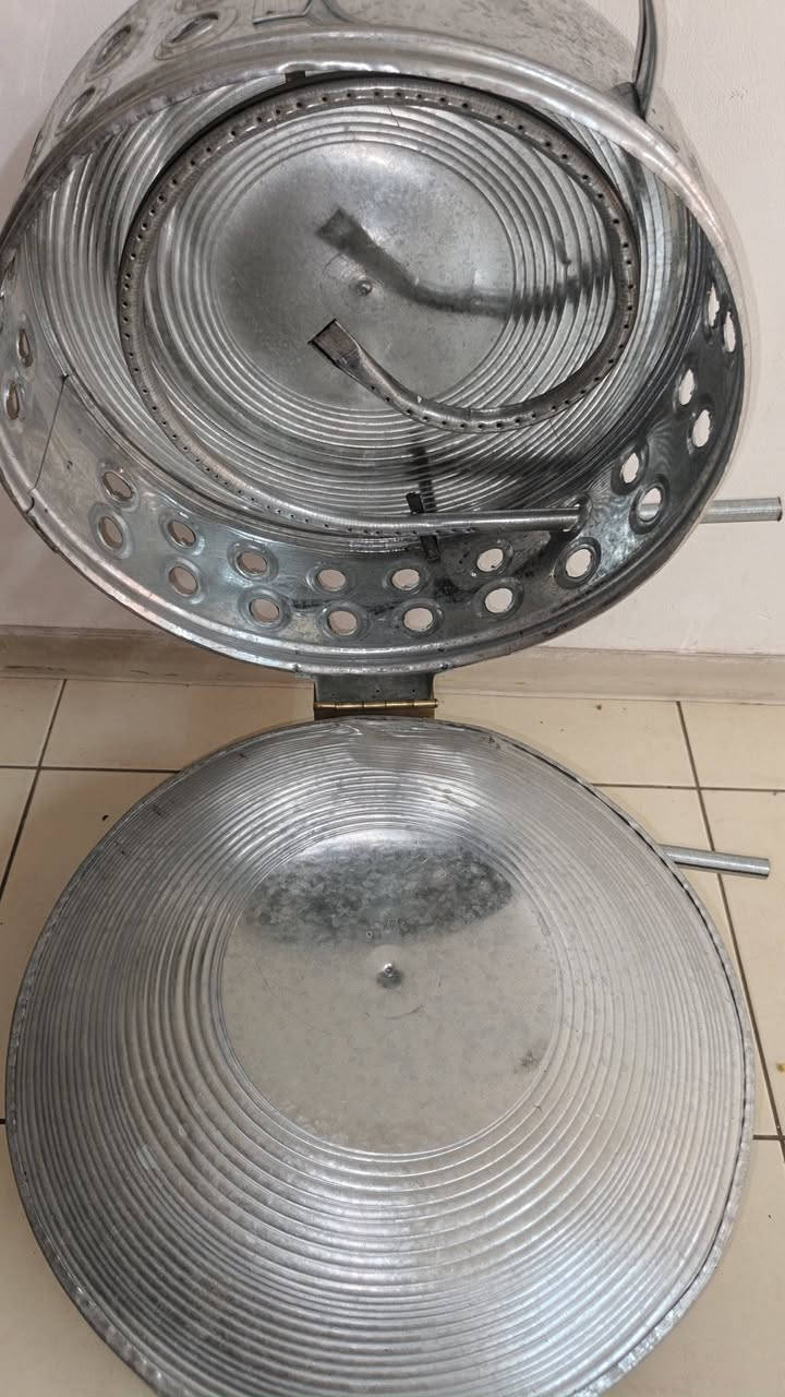 تنور غازي جديد غير مستخدم مع ملحقات


**إذا كنت صاحب هذا الإعلان وتريد حذفه لأي سبب، رجاءا أرسل رسالة إلى الدعم الفني**