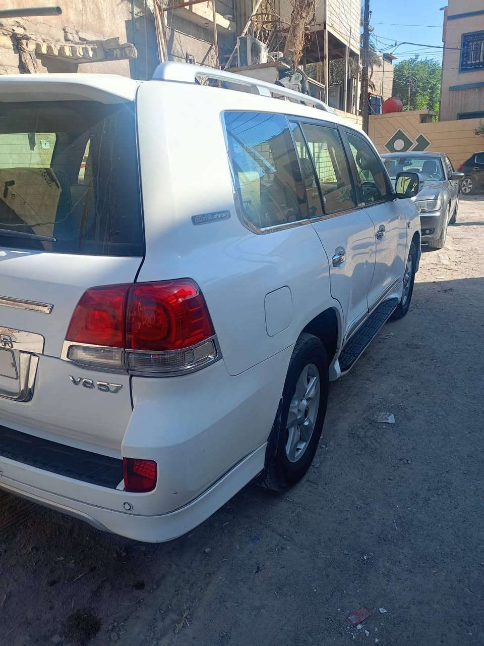 فكسار موديل ٢٠٠٩ سيارة حلوة وجاهزةالسعر٢٤٠ وبيهه مجال مكفولة مابيهه ضربة فقط تلحيظات بسيطه مكينه كير تبريد تخم تاير مكفولة
رقم بصرةمميز
مكاني البصرة الهارثة
*********** البصرة, العراق

