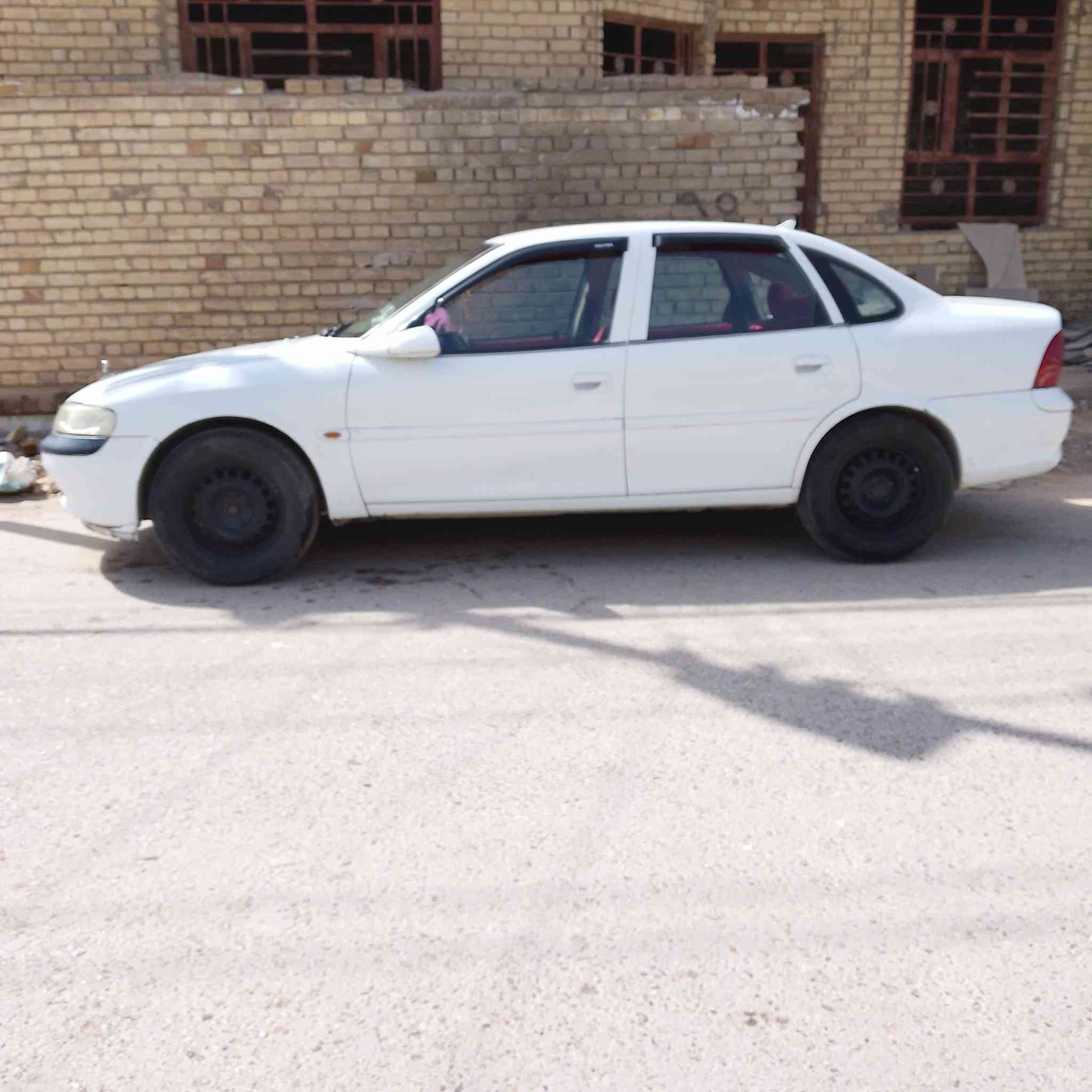 اوبل فكترا  موديل 98
ترايك للبصره السعر 40
وبي مجال تفاصيل اكثر
***********
عنوان بغداد
