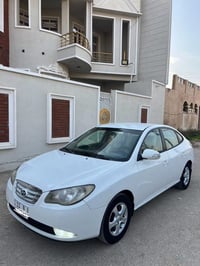 الانترا 2010 خليجي  رقم بغداد الجديد  محرك 1600 دكشن عالي  بيه ربع جام...