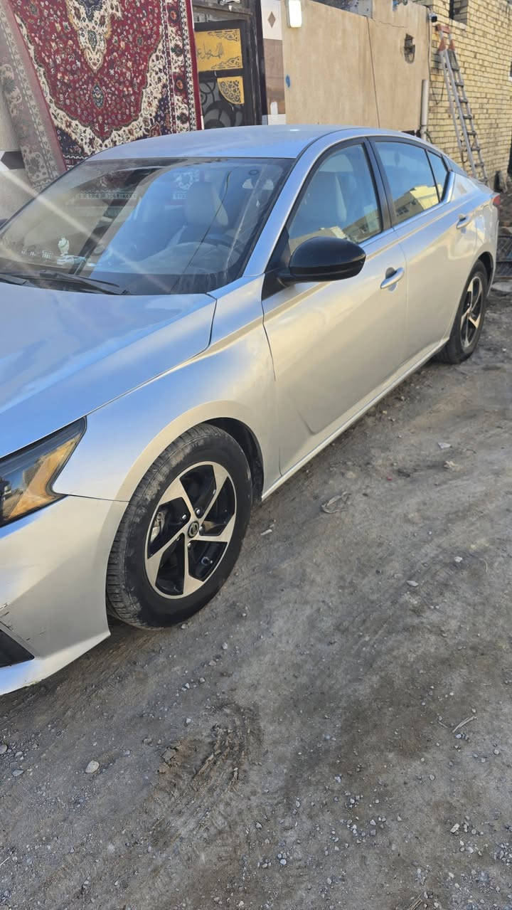 #نيسان التيما ٢٠٢٠ مواصفات SR ضرر قطعتين چاملغ ربنيد محرك ٢ ونص ٤ بستم رقم قادسيه معوقين المعوق ولد شاب للبيع او مراوس جارجر حسب القناعه
السعر ١٥٠ وبيه مجال لطيبين للتواصل ***********
