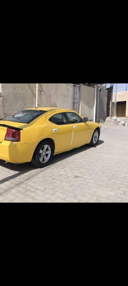 للبيع جارجر موديل 2009 بيها جاملغ أمامي وبيها دواخل شويه محرك بجيس كير نمره الأخيره عاطله صوج كهرباء كير اني اكلك كير أحسن تبريد صدر كله جديد العنوان بغداد الحسينيه السعر65 وبيها مجال ***********
