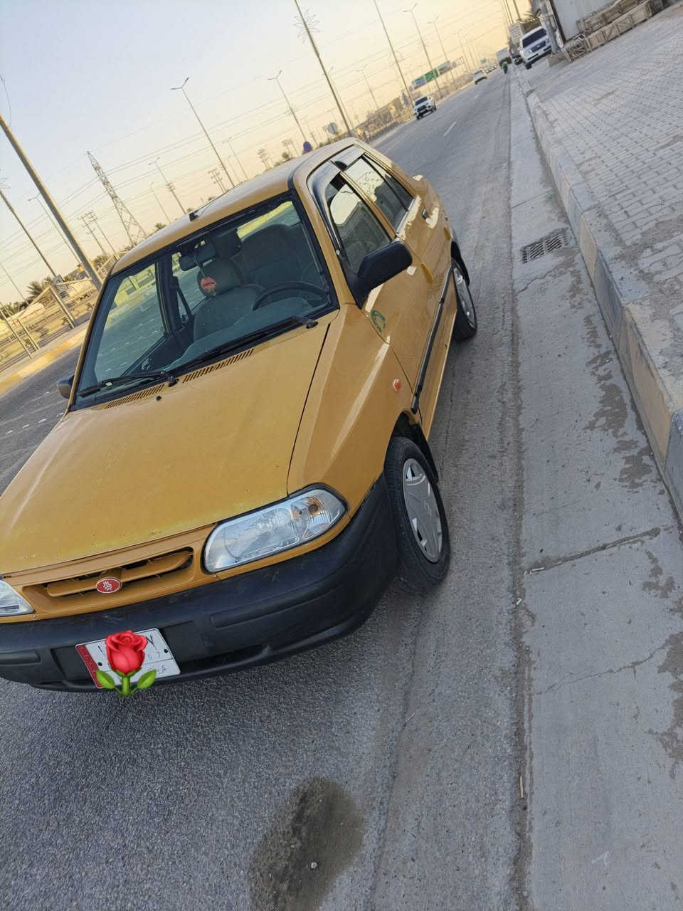 سايبا 2015 صفرا بيها رشات بسيطه ومعمر خياسات بس مكينه وكير وحداديه وشواصي وكهربائيات جدد تبريد مايشتغل ما اعرف شبي سنويه ماساقطه وهياه مصفرها وغرامات ماعليها لو ربع رقم كربلاء مكانها كربلاء شارع المدرسي ***********
