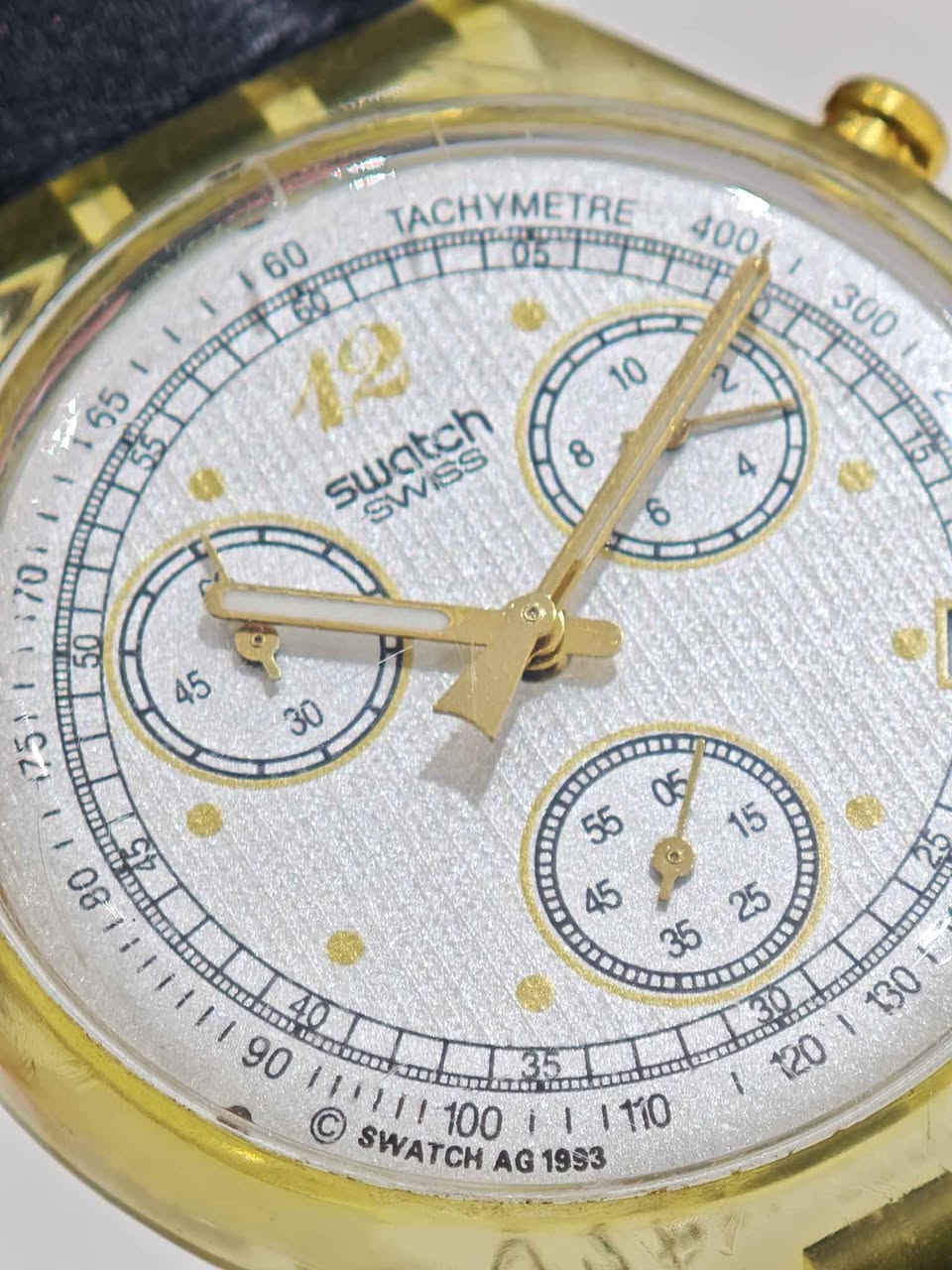 Swatch 🇨🇭 

¤ الساعة من شركة سواج الغنية عن التعريف 
والمتميزة باجمل التصاميم - إنتاج عام 1993

¤ سير الساعة جلد أسود مختوم وكافة ملحقات الساعة اصلية

¤ الساعة تعمل بنظام الكوارتز  والمكينة كشف وجميع السناتر شغالة - منفذ لعرض التاريخ الشهري عند الساعة 4 

¤ قطر الساعة 37

¤ سعر الساعة 100 ألف 

¤ نظافة الساعة ممتازة

¤ يتوفر توصيل لكافة المحافظات العراقية 🇮🇶 
راسلونا خاص وكل الهلا بيكم 💕 بغداد, العراق


**إذا كنت صاحب هذا الإعلان وتريد حذفه لأي سبب، رجاءا أرسل رسالة إلى الدعم الفني**