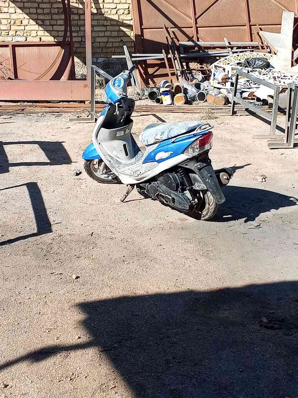 سلام عليكم دراجه ماكس منغولي للبيع
دراجه جاهز وكامله ونضيفه ومكينه مكفوله مامفتوحه وناعمه وتفحص بيدك شغل هندر سلف كلشي شغل 
اشير كلوبات عدداد  للستفسار رقم ***********
