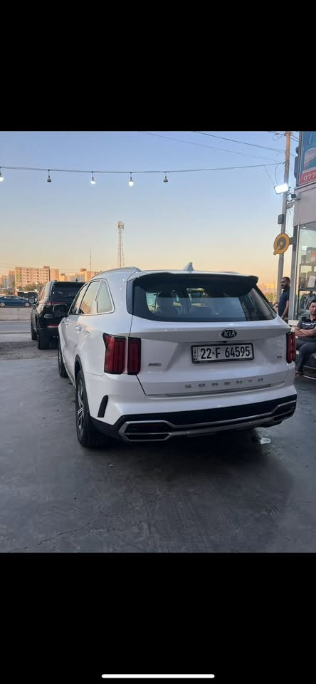 سورينتو فول1/1 مواصفات موديل 2021
V6 سلندر 

دفع رباعي🔴

كشنات حار بارد 🔴

بانورما 🔴

حساسات🔴

كاميرات 360🔴

7 راكب🔴

رقم اربيل🔴

ماشيه 74🔴 

كفاله عامه 🔴 

فول فول 🔴

للاستفسار

***********

مكان السياره بغداد
