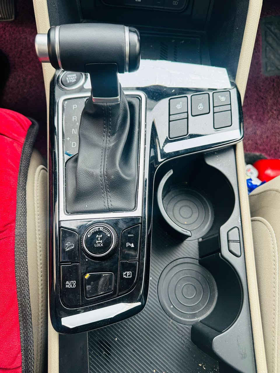 سلام عليكم كيه سبورتج موديل 2025 ام ضمان ما شيه 8000 آلاف فول مواصفات رقم بغداد بسمي مكفوله كفاله عامه العنوان بغداد مدينه الصدر الهاتف ***********
