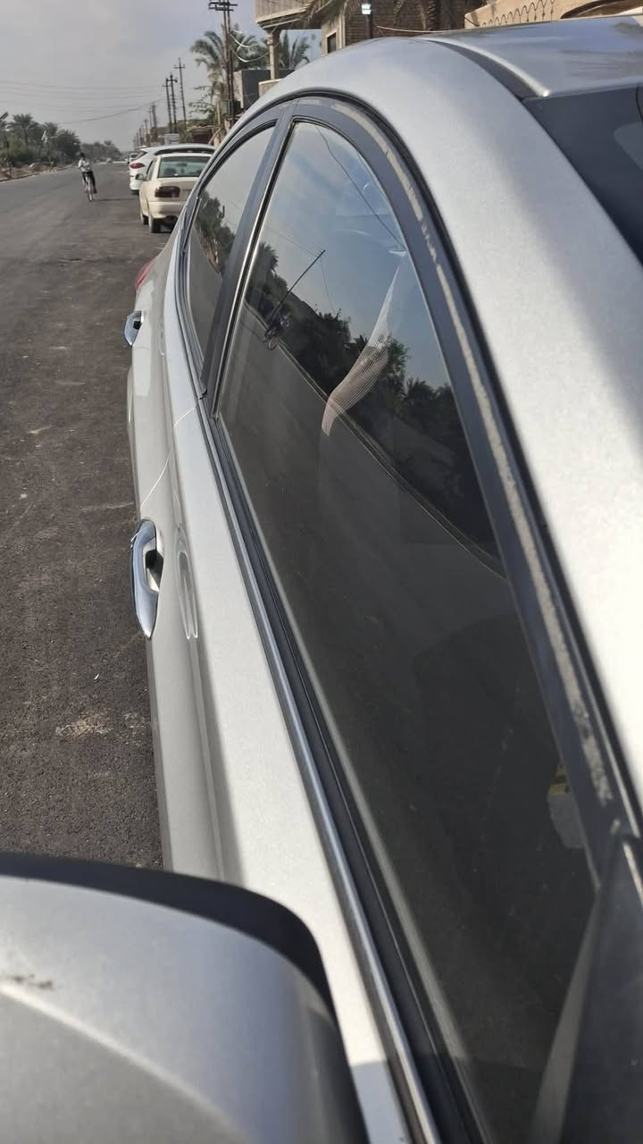 للبيع 2014 خليجي
محرك 1600
رقم بغداد إنكليزي بأسمي سنوية لل 2028
حدادية جديد سويتها
بيها تبديل باب ورة السايق
وصبغ جاملغ كدام السايق
الباقي شرط سونار
السعر 93 وبيها مجال بسيط
مكاني بغداد
***********
