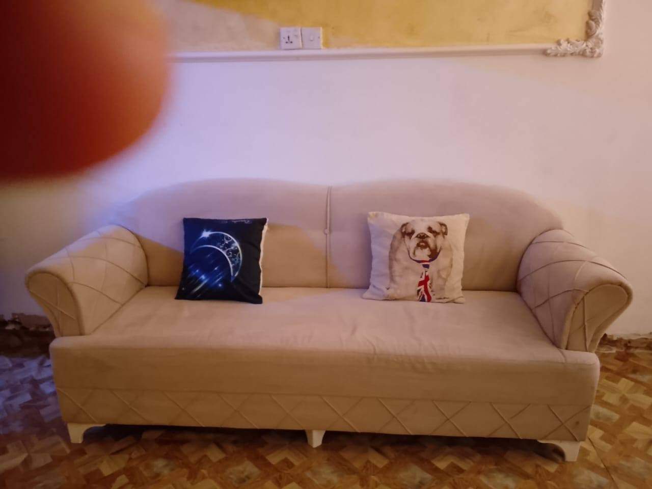 سلام عليكم
تخم جديد ١٠ مقاعد نظيف لون بيجي
السعر ٦٥٠ وبي مجال


**إذا كنت صاحب هذا الإعلان وتريد حذفه لأي سبب، رجاءا أرسل رسالة إلى الدعم الفني**