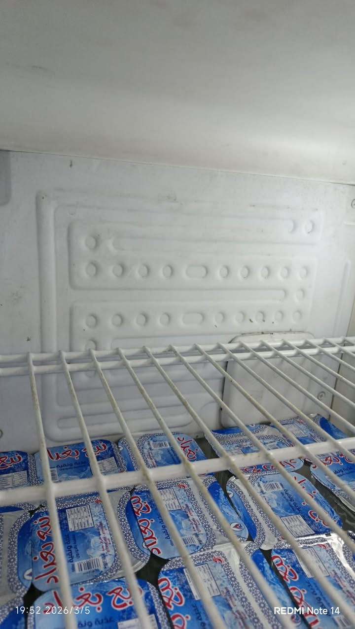 ثلاجة كينوود 8 قدم شغالة
تجميد فوك وجوة 
للاستفسار عن السعر خاص 

هيتر 7 شمعات شغال مبي اي ضرر 
مكاني الحسينيه راشدية


**إذا كنت صاحب هذا الإعلان وتريد حذفه لأي سبب، رجاءا أرسل رسالة إلى الدعم الفني**