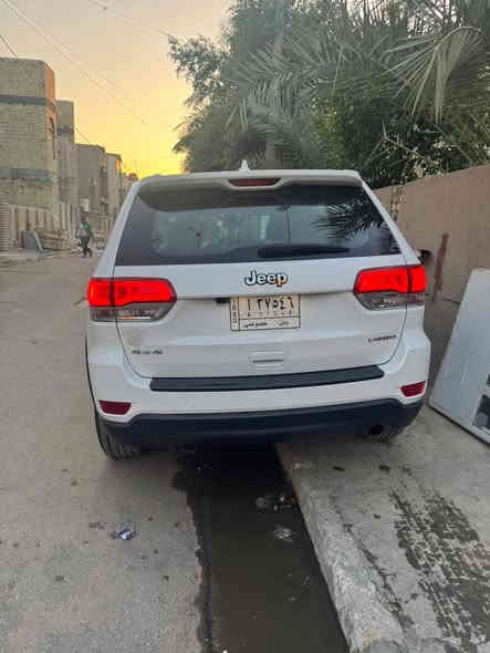 جيب لاريدو ٢٠١٤ خليجي بأسمي 
الكير/مأوس طياره
مكينه/٦سلندر ٠
فتحه
فورويل
كشنات جلد كهربائيه
تخم تاير وباتري جديد
***********
مكلف بالنشر ممتواجد ع الفيس الرقم بي وتساب
عنوان بغداد الحريه دولعي بغداد
