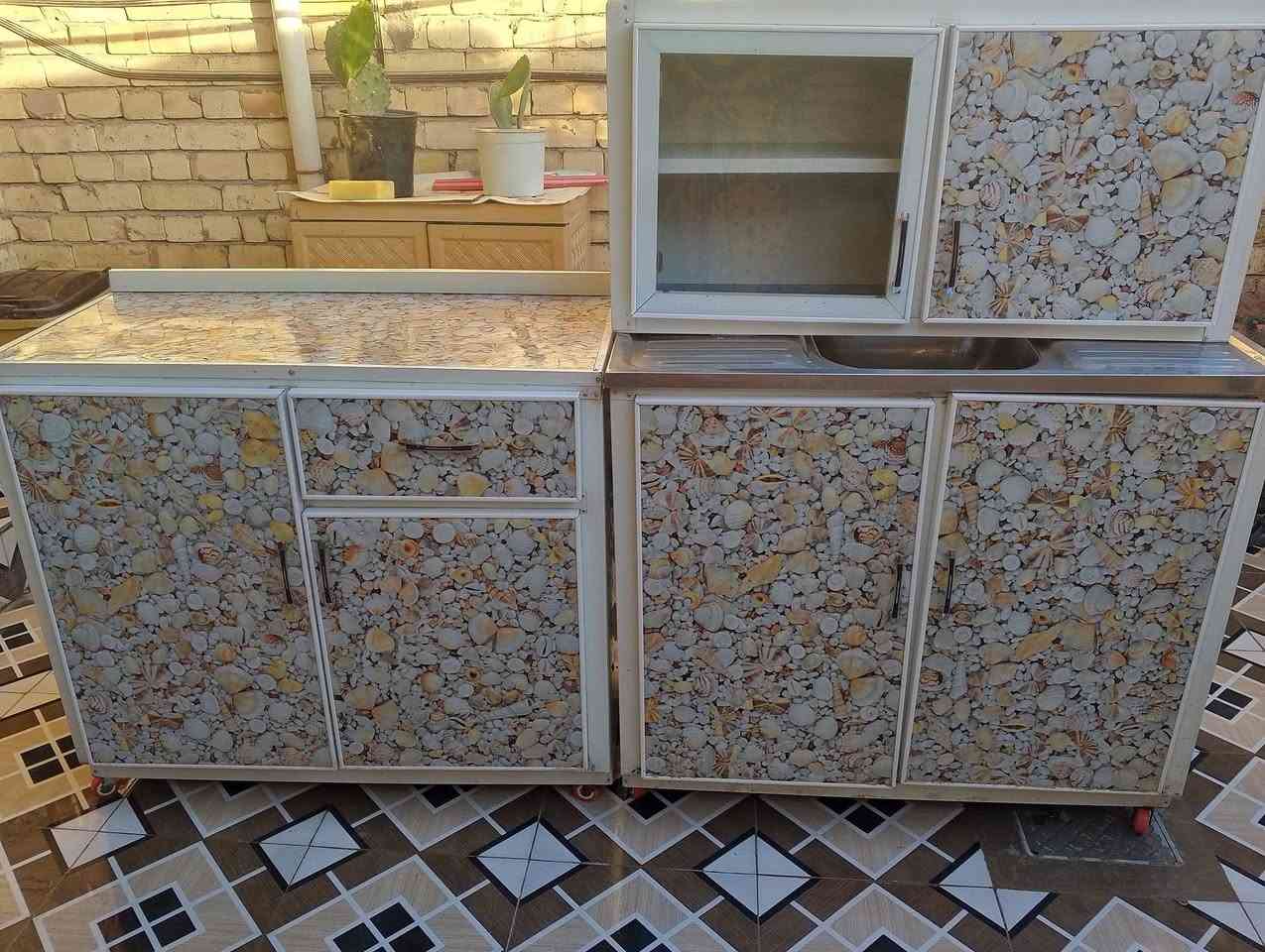كاونتر ثلاث قطع سنك وملحق وقطعة ثالثة العرض متر المكان المنسية السعر ١٠٠ وبي مجال...


**إذا كنت صاحب هذا الإعلان وتريد حذفه لأي سبب، رجاءا أرسل رسالة إلى الدعم الفني**