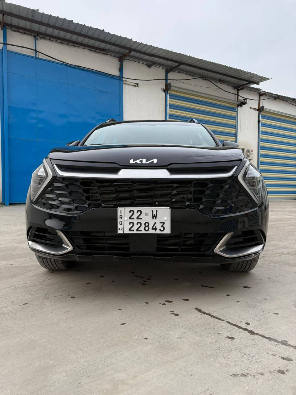 اللهم صل على محمد وال محمد
للبيع كيا سبورتج 2024 وراد امريكي شكل لارج مواصفات اكس لاين سيارة جديده كلش ماشيه 18 حادثه قطعة وحده صبغ جاملغ امام الباقي مكفول من الصبغ 
بصمة ابواب
بانوراما 
كشنات هيتر
كشنات جلد لون مميز
شاشة متصله 
اربع انضمة قيادة
مانع انحدار
حساسات خلفية
رادار امامي ورادار خلفي
فور ويل 4X4
لايت عدسة واشارة ليد
كراسي كهرباء 
اوتو هولد
ويل 19 
تحديد مسار 
تبريد لمس وبيانو
اضاءة داخليه ليد ولمس
سياره مناقصه كلشي وجديدة من كلشي وحادثة كلش بسيط مرفوق ويه الصور
السعر 205 وبية مجال 
مكاني بغداد حي الخضراء 
***********
