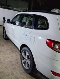 مديل 12 شركة عامه خليجي07703773684 سلايد روف  محرك سته  سبعه راكب  داخ...