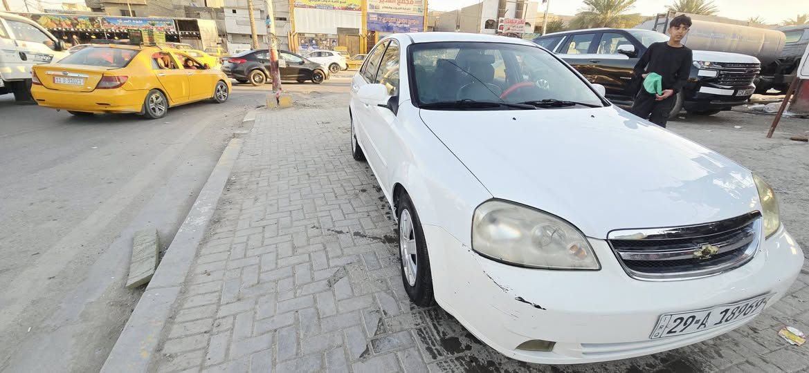 اخوان اوبترا ٢٠١١ بيها بس باب لسايق صبغ بدون داخل وجاملغ ايمن تبديل فقط بسبب الي ميخافون الله ضربه بارد شويه دمرو جاملغ الاصلي موجود فقط مبدل .كير .محرك تبريد غرفه تخبل ..رقم انكليزي ثاني يوم تحويلك واسط الجدد رقمها .مكانها لدروة .اتصل ..السعر بي مجال .*********** بغداد, العراق
