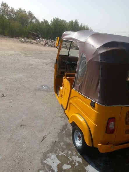 تكتك مديل 21شهر 10 رقم وسنويه نكليزي تحويل ثاني يوم رقم ذي قار مكينه مجفته وبيهه طخات السعر 6و400وبيهه مجال للشراي مكاني رفاعي ***********
