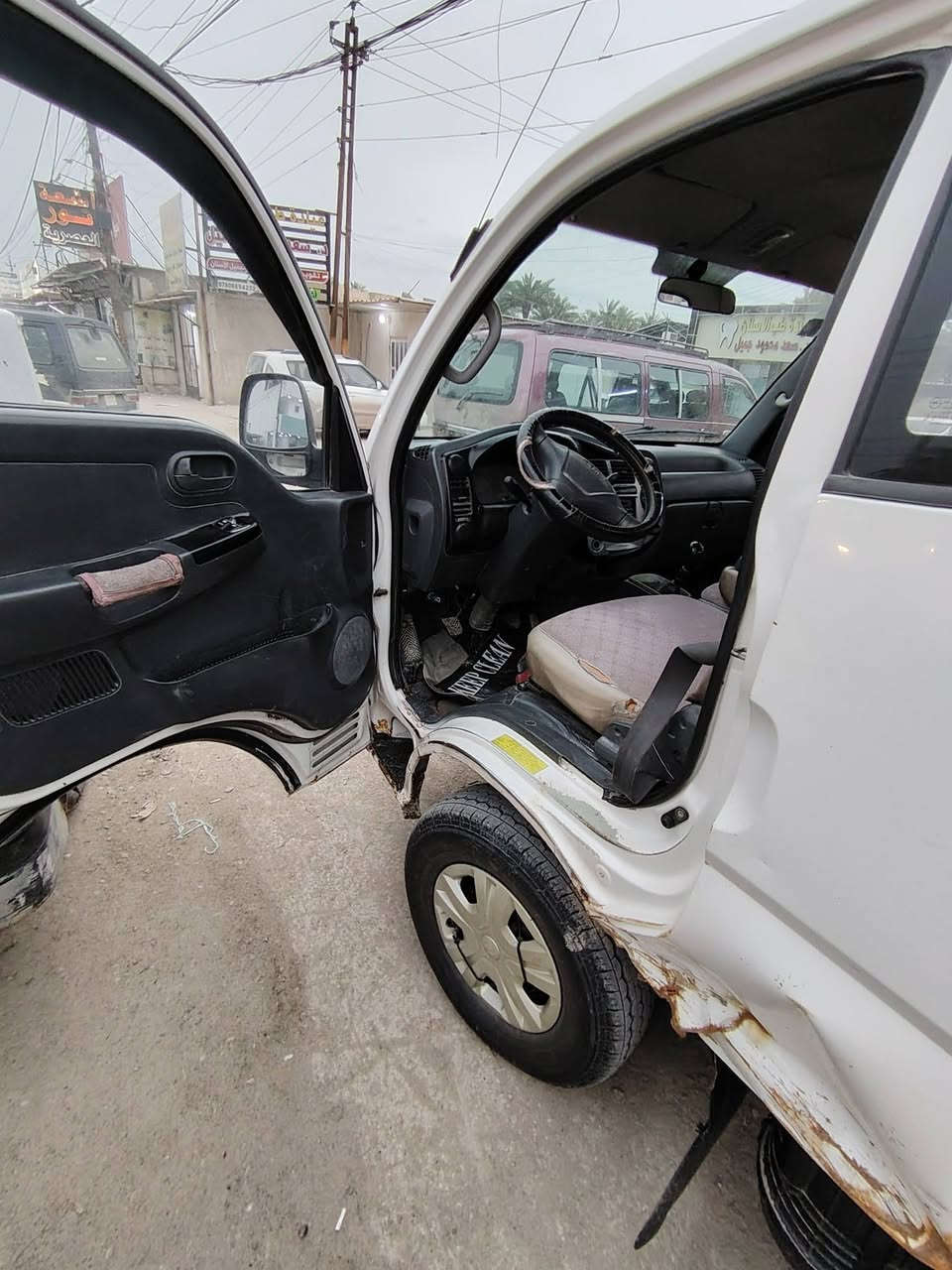 السلام عليكم كيا عموشه للبيع 2011 بغداد باسمي كير محرك اكسل تخم تاير الكشر كدامك سياره خير من الله السعر 95 وبيها مجال لتواصل *********** فقط اتصال
