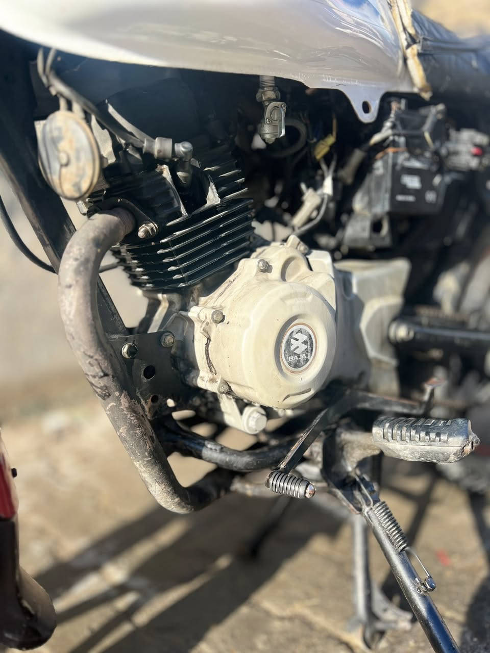 سلام وعليكم بوكسر اللبيع. مديل٢٢شغاله هندر سعر٨٠٠وبيها مجال ***********
