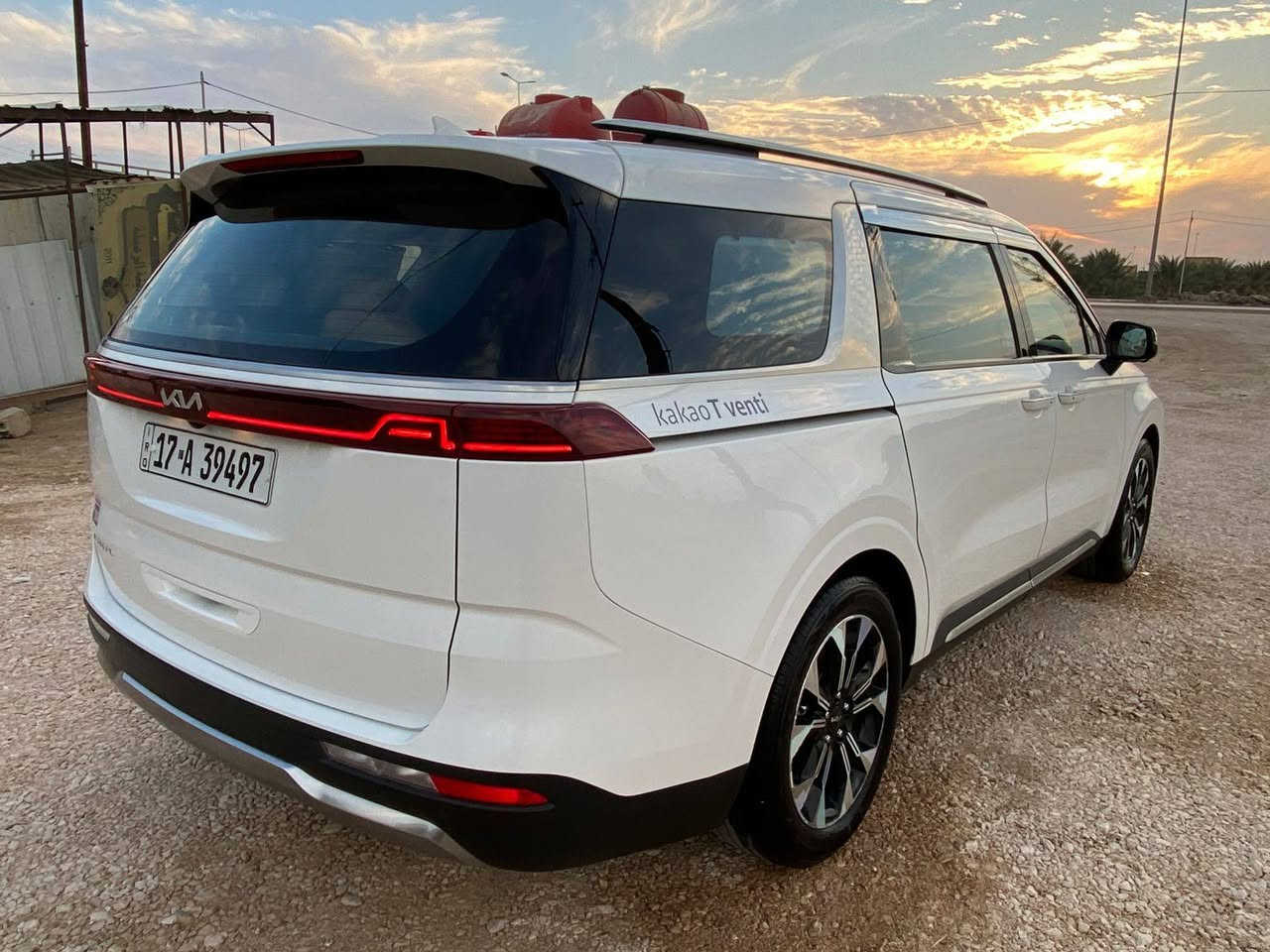 للبيع كيا كرنفال2023 كوري خطين بنزين وغاز فول مواصفات خمس كاميرات رقم مثنى حره تحويل مباشر محرك 6 سياره جديده وجاهزه من كلشي ماشيه 20 الف حادثة بيها كلير قبق جنطه فقط بدون عابر بدون تبديل والباقي كفاله العنوان السماوه الرميثه شارع العام معرض الخليج الحديث *********** السعر 325 وبيه مجال للشراي
