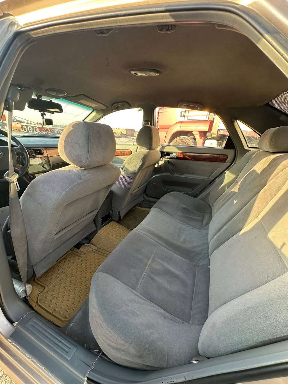 السلام عليكم اوبترا 2007 خليجي رقم بغداد مشروع وطني ضربه جاملغ الايسر تبديل وبنيد تبريد تدفئه شغال سياره مثل الي بصوره مكينه بيه ضعيف +حداده سعر 60 وبيه مجال
لمكان سماوه***********
