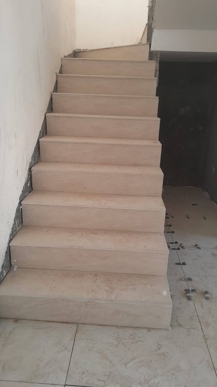 السلام عليكم خلفه اشتغل أرضى جداري سيراميك بورسلين مرمر بابل ***********
