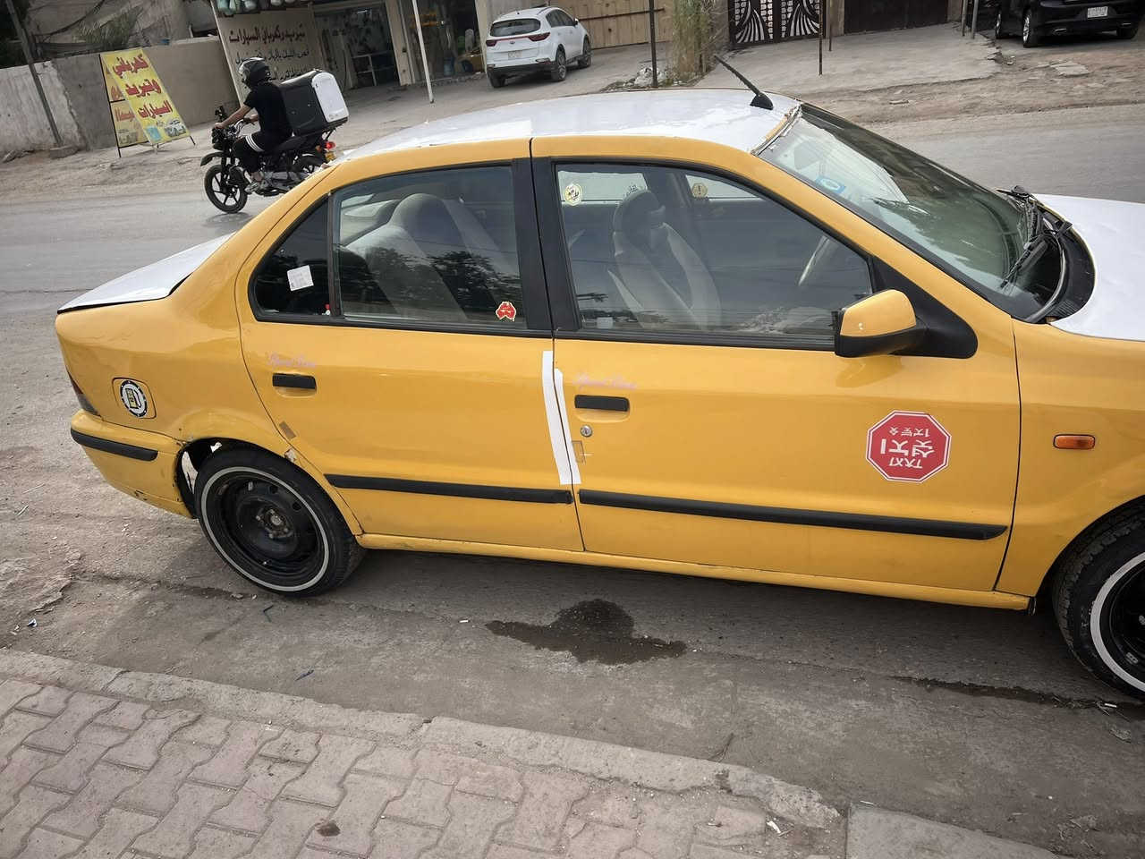 السلام عليكم سمند ٢٠١١ للبيع مكينه وكير جدد هستوني شادهن سياره كهربائياته كله شغاله تبريد شغال مصفره السياره بسمي سعره ٢٧ وبيه مجال قليل 
***********
