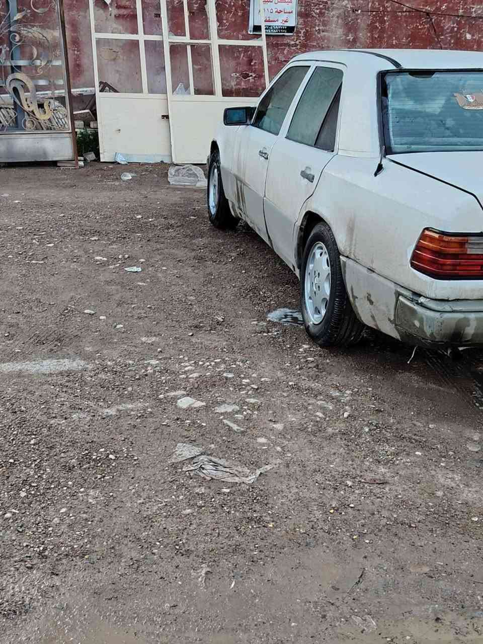 مرسدس دوب موديل 91 رقم بغداد شرط تحويل ثاني يوم اني مكمل كلشي بس عليك تحول محرك كير بطه3000ديلكو  سياره بيهه خياسات شويه السعر٣٣بي مجال
مكاني ديالى ناحيه السعديه
هاتف***********
