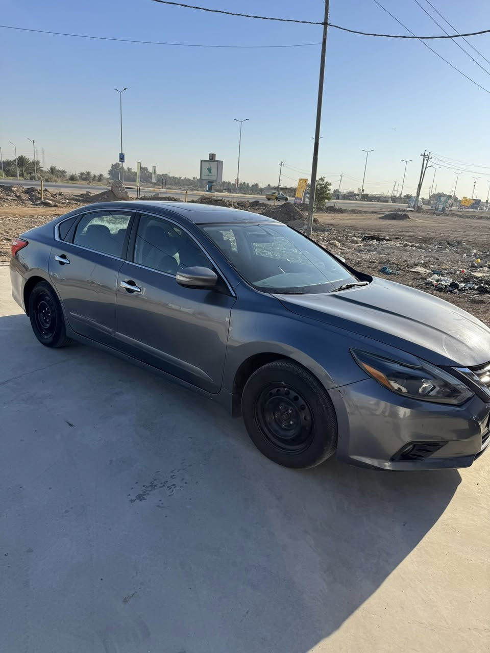 نيسان التيما موديل ٢٠١٦.  رقم اربيل —- بنيد  صبغ. ايرباك سستم راجع    تعديل وصبغ  ربع من باب الي وره السائق وشويه بالهلال مال الجاملغ  نفس الجهة. مواصفات السياره
تحكم. ستيرن - تحكم سرعه   كروز كونترول - تحكم راديو بالسترين -  فتحة سقف.  كير اوتماتيك ٧ سرعات  جام كهرباء. لون السياره نفطي او فيلي حجم المحرك 2500   طبعا. سعر المحرك مال الكص جديد ورقتين. ونص واصل يمك  يعني غراضهة بلاش هاي السياره  بأسمنا مال البيت  رقم الماني. بس هزه يرادلهة جديد خلصانه  مكان السياره الكوت. تحويل او وكاله السياره مال البيت.  بأسمنه السعر المطلوب ١١٨ ورقه. بيع مستعجل. عندي بناء ومحتاج فلوس. هذا السعر  بي مجال قليل جدا. لان هذا. سعر بيع. مو سعر معارض. للتواصل ***********   للسياره خير من الله مير ومحرك. وصدر. تراي للبصره
 اخوكم. حسين السعيدي
