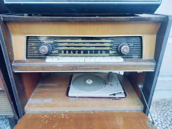 السلام عليكم اخواني  اجهزه للبيع فحم قيم واخذ الي يرضي الله وحلال عليك ماعندي توصيل العنوان بغداد المشتل للاتصال ***********
