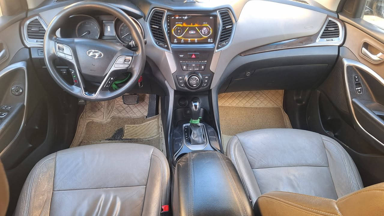 سنتافيا  2017 مكينه 2400 منضومه غاز ماشيه 127
(السعر 133) *********** العنوان بغدادالجديده
مكينه كير حداديه كهربائيات جاهزه 
بدون دواخل صبغ قطعتين باب صدر والخلفي فقط
