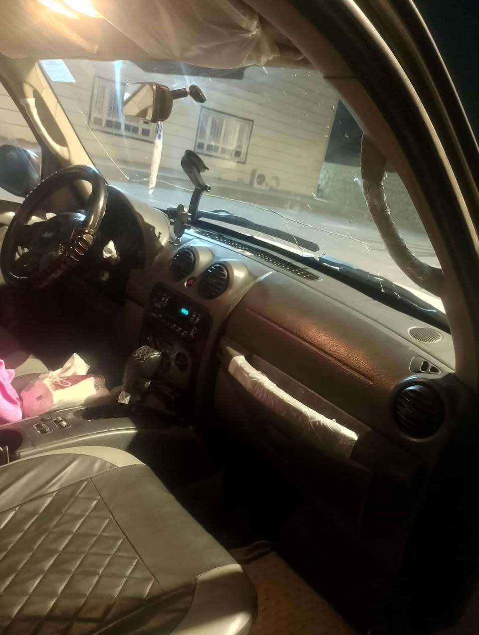 السلام عليكم لبرتي 2007جاهزه بيه خيط بخار وبيه جراد بل بنيد سنويه 2030مكان الديوانية السعر 68 / أو مراوس
***********
