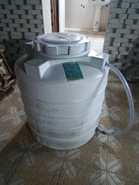 للبيع جديد 3 طبقات اصلي ابو 500 07806229981