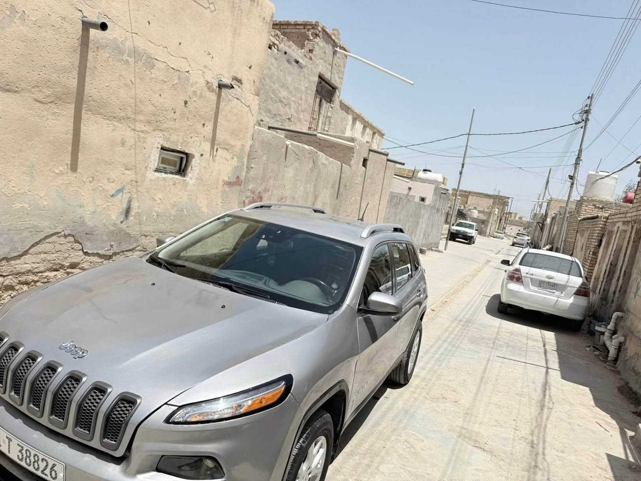 جيب بزون شيروكي
موديل 2018 وارد امريكي 
رقم  بغداد 
 ألماني باسمي تحويل ثاني يوم سنوية 2030 
ضربه جاملغ ودعاميه الاماميه 
محرك 3200 فور ويل دفع رباعي  6 سلندر 
تشغيل عن بعد 
بيبان بصمة 
كير  اوتماتيك  وعادي 
تبريد خير من الله 
حدادية كامله 
كير ومكينه ضمان عشر سنوات 
كامره خلفية شاشة كبيرة
اربع انظمة للقيادة 
اشارة ترحيب 
السيارة جاهزة من كل شي 
بيها طخات وظربات بسيطة 
سياره فول مواصفات عدا الفتحه 

اي نقص مابيه بعد 

السعر 110

للاستفسار ***********   واتساب  سوق الشيوخ ذي قار
