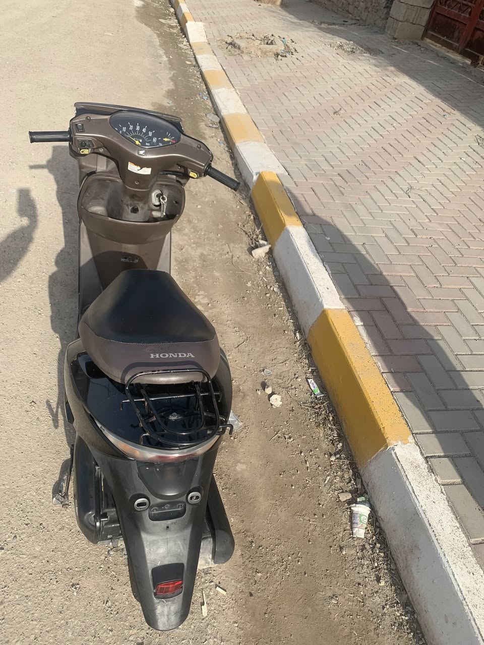 فقط عايزها باتري كلها شغاله تفحص وين مجان  بلاد لا تنقيص ولا تبخير  وافحص وين مجان
 المكينه خير من الله  نشاط ونعومه مكاني حي السكك 
سعر ٥٠٠  ابو ٤٠٠ لتتصل ابد 
 ***********
