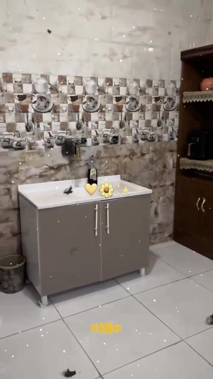 تجربه داخل بيت الزبون الـذوق الـراقي😉🌷
كاونتر للبيع متر 3 قطع سنكي وملحق وارضي 🤎 
السعر 200 الف للحجز عبر الخاص 🩷 عندي توصيل


**إذا كنت صاحب هذا الإعلان وتريد حذفه لأي سبب، رجاءا أرسل رسالة إلى الدعم الفني**