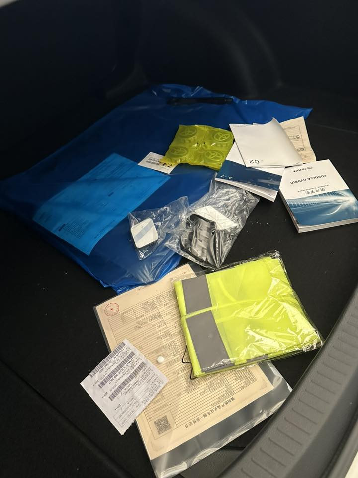 توێتا کرۆلا 2025 سفر کم کاتی نەشکاو سۆنەر کراوە نوکەدەرزی پێوە نیە 100دۆلار خوار بازار نرخ 152$. ***********
