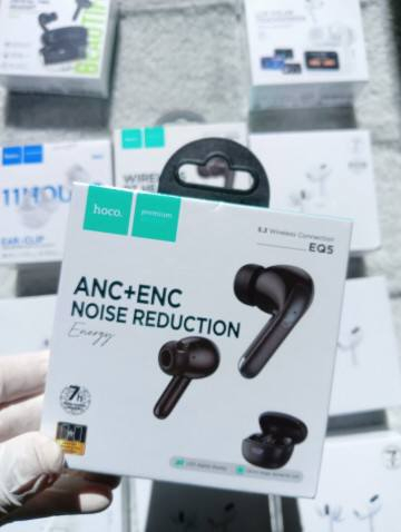 📢 وصلت تشكيلة جديدة من السماعات والساعات الذكية
إذا تدور على صوت قوي 🔊 وبطارية طويلة 🔋 وسعر مناسب… عندنا أفضل الخيارات 👌
🎧 متوفر حالياً:
• سماعات Soundcore موديل R50i – صوت قوي وبطارية تدوم لوقت طويل
• سماعات Hoco EQ5 – عزل ضوضاء ANC + ENC
• سماعات Apple AirPods Pro
• سماعات Proove Mainstream Pro
• سماعات Marshal MR-08 و MR-12
⌚ كذلك متوفر ساعة ذكية مع سماعة بلوتوث موديل D100
✅ صوت نقي
✅ بطارية قوية
✅ مناسبة للمكالمات والموسيقى
✅ أسعار تنافسية
📍 العنوان:
قضاء النصر – الصوب الكبير
بداية شارع العلوة مقابل مجوهرات الزهراء
مركز الاحترافي للموبايل
📞 للطلب والاستفسار:
***********
💬 اكتب بالتعليقات: أي سماعة عجبتك أكثر؟
(1️⃣ Soundcore – 2️⃣ Hoco – 3️⃣ AirPods – 4️⃣ غيرها)
🔥 متوفر عدد محدود
