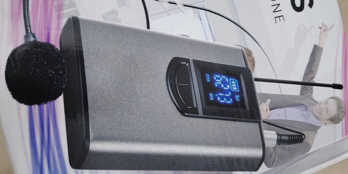 مايك  واير ليس  لجميع الكاميرات   واجهزه الاوكس
شحن  جديد    ٧٥ الف دينار


**إذا كنت صاحب هذا الإعلان وتريد حذفه لأي سبب، رجاءا أرسل رسالة إلى الدعم الفني**