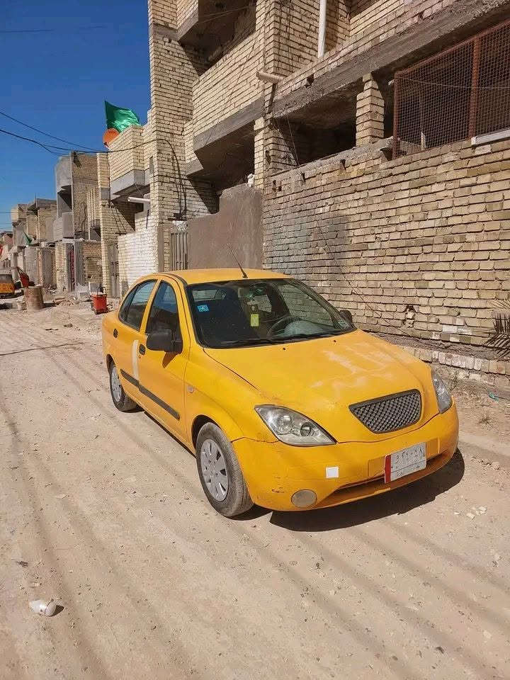طيبة موديل 2014  بدون تحويل  مكينه تنقص كير وحداديه و كهربائيات وتخم تاير كله تمام والبدي شوفت عينك على لبلاد فقط هلالات مصبوغة  السعر 18 ورقة  رقم الهاتف ***********
