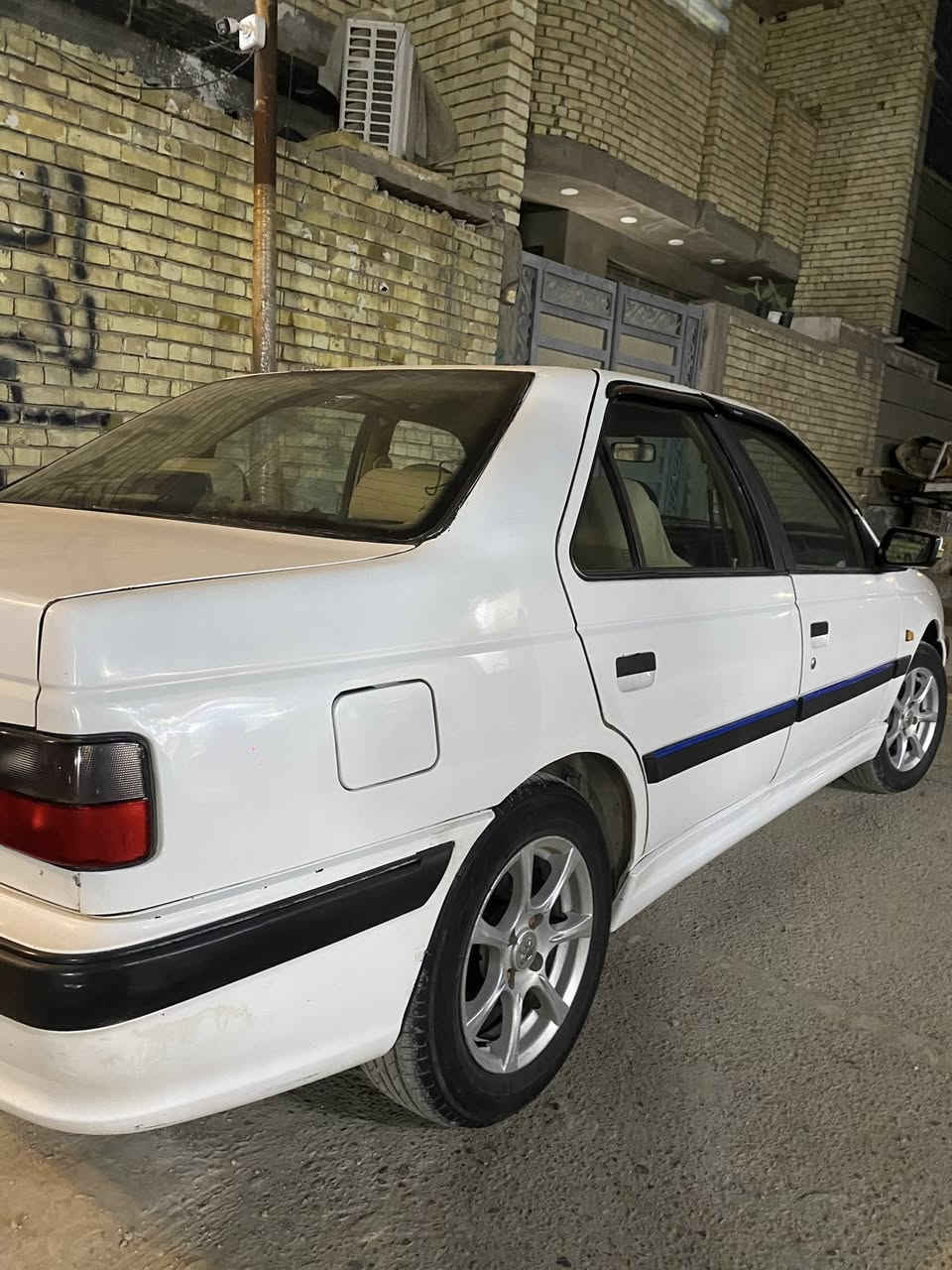 السلام عليكم للبيع بيجو بارص موديل 2018 بسمي تحويل ثاني يوم الاستفسار الانتصال ***********
 مكاني بغداد
