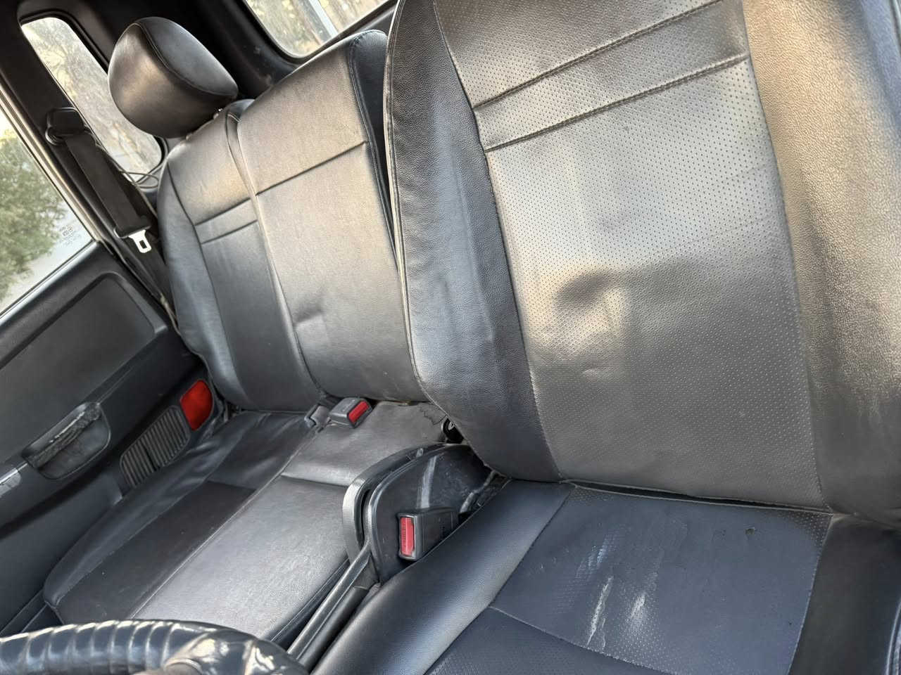 السلام عليكم من رخصت مدير الكروب المحترم عندي كيا مسكر3000 رقم كربلاء دولي صارلي سبوع من مكمل هزه سنويه جديده. للبيع مكانها بسكندريه قبق اسود المرغوب نضافه 90 بل ميه سياره جاهزه ترايك بشرط للبصره تايرات الخلفيه محورات عل فيس مامتواجد اتصل وتدلل ***********
