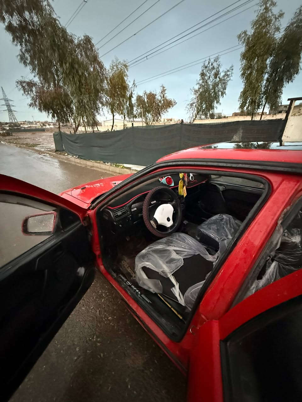 فكترا موديل 93اصل فصل
حجم16رقم نينوى الماني سنوية عضم 2028
كابون بانزين بيها تريد تحويل تريد وكاله 
مكينه قبل يومين شادها شرط لاصرف لانفخ 
كير شرط وعادي 
طخم خلفي امامي كلو جديد 
طخم تاير فوك نص 
طخم ويلكب كامل 
كهربايات كلها شرط مايعوزها اي شي
سستم سماعات افانتي عليها  
تنته سلايت +قفل مركزي 
ستيرن بور +باتري جديد 
غرفتها جديده مدوشمه كامله 
سياره بدون صبغ بدون ضرر شرط 
فقط مصلح داير واحد ☝
#السعر43_بي_مجال 
مكان موصل الايمن شراي اتصل  
 ***********
***********
