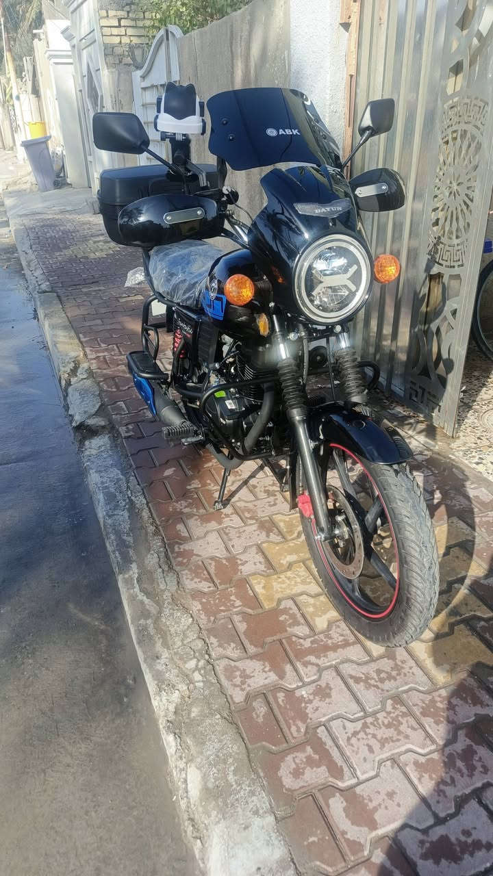 للبيع دايوان شكل جديد موديل 26بعدهي على سحك اورق سكنر مكان بغداد الحسينية رقم الهاتف ***********
