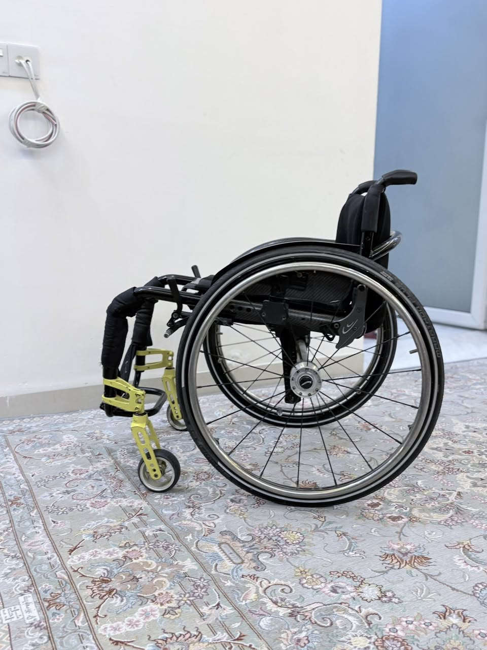 کوردی /العربیة 
عەرەبانی ئەلمانی کارپێکراو بۆ فرۆشتن 

ـ حەجمى  ٣٨ ستيم
بۆ زانیاری زیاتر نامە بنێرن 

ــــــــــــــــــــــــــــــــــــ
عربانة  المانيا مستعمل للبیع 
ـ
 حجم٣٨ ستيم   

لمزید من المعلومات یرجی مرسلتنا علی الخاص

***********
