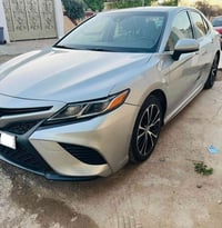 كامري ٢٠١٨ • ٧٩٠٠٠ كم • ضربه خلفيه