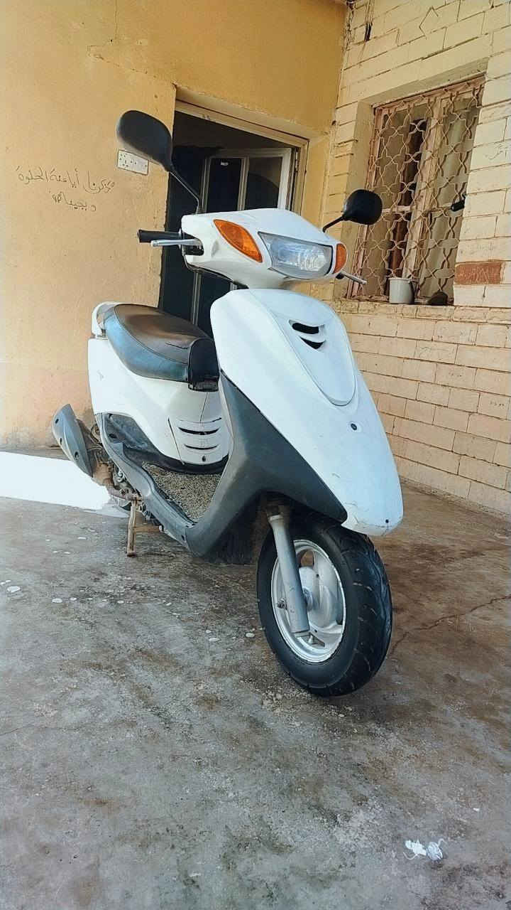 سلام عليكم للبيع موطور بريز 2010 اكزز نوزل بلادي كامل من كلشي السعر 475  وبي مجال للاتصال ***********
