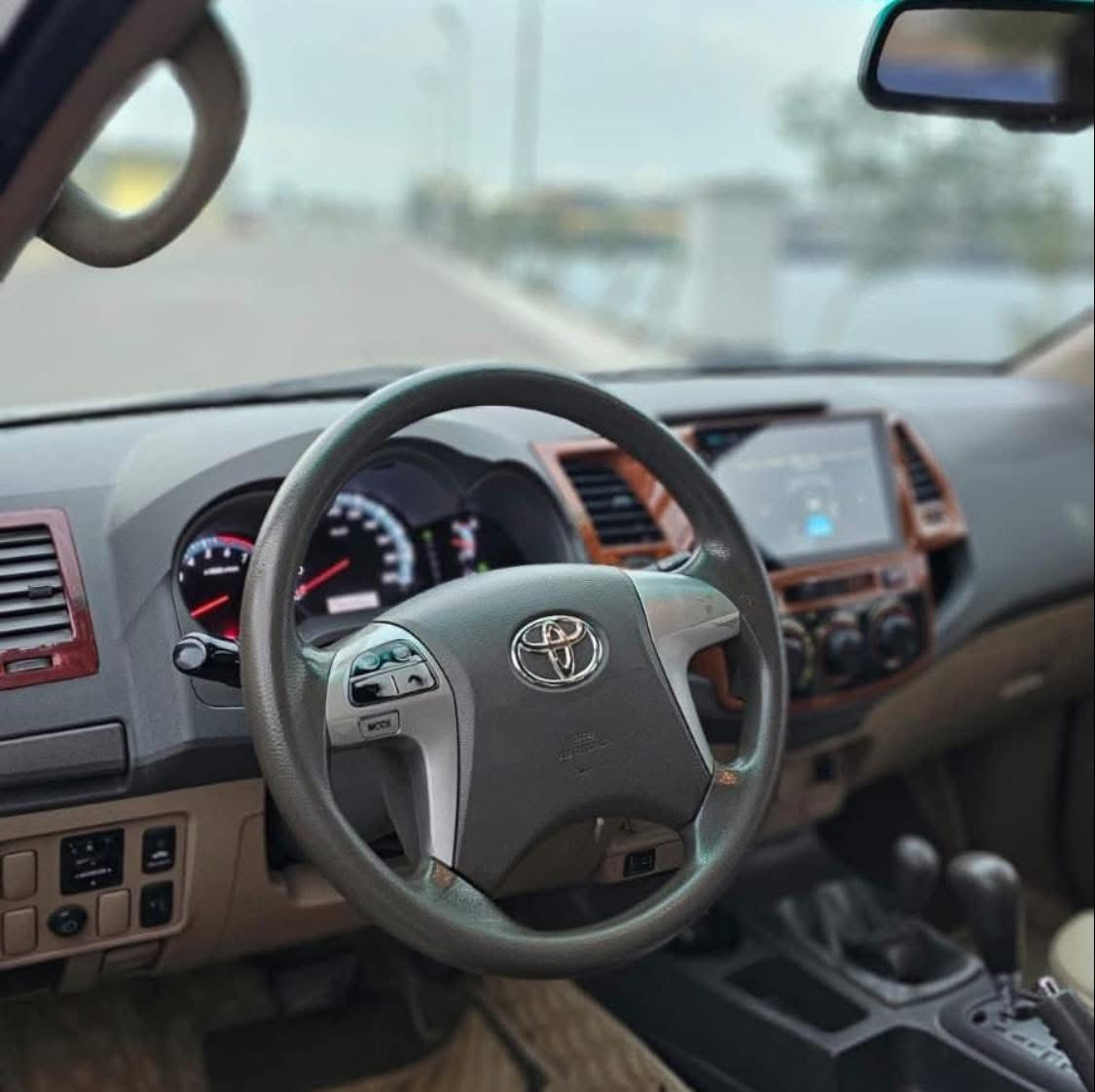 #TOYOTA_فورجنر 2013 
🔥🦾🦾🔥😉
مكفولة كفالة عامة 
من كولي بدون صبغ 
نظيفه ما شاء الله 
فقد دعامية بسبب 
الشخوط بدون صبغ 
ولا فتح شركة مكينه كير  
شركة بلاد ممفتوحات 
ماشية 188 تخم تاير تراي 
جديد مري شفط شاشة 
كامرة حساس 
بغداد بسمي السيارة 
رقم الاتصال 
***********

ادخل للبيج بي سيارات معروضه 

🟥سعر ✍️👈🔥في التعليق يتم الرد فورا
على المسنجر 🔥🫡

🟥سعر $ ✍️👈🔥 لە کۆمێنت بنوسە یەکسەر وەڵام دەدەیتەوە🫡
————————————
بيع السيارات :: #cars
👆👆👆👆
لعرض. سيارتك على الصفحه مراسلتنا واتساب

#للبيع - #سيارات - #معارض  - #معرض - #سياره
