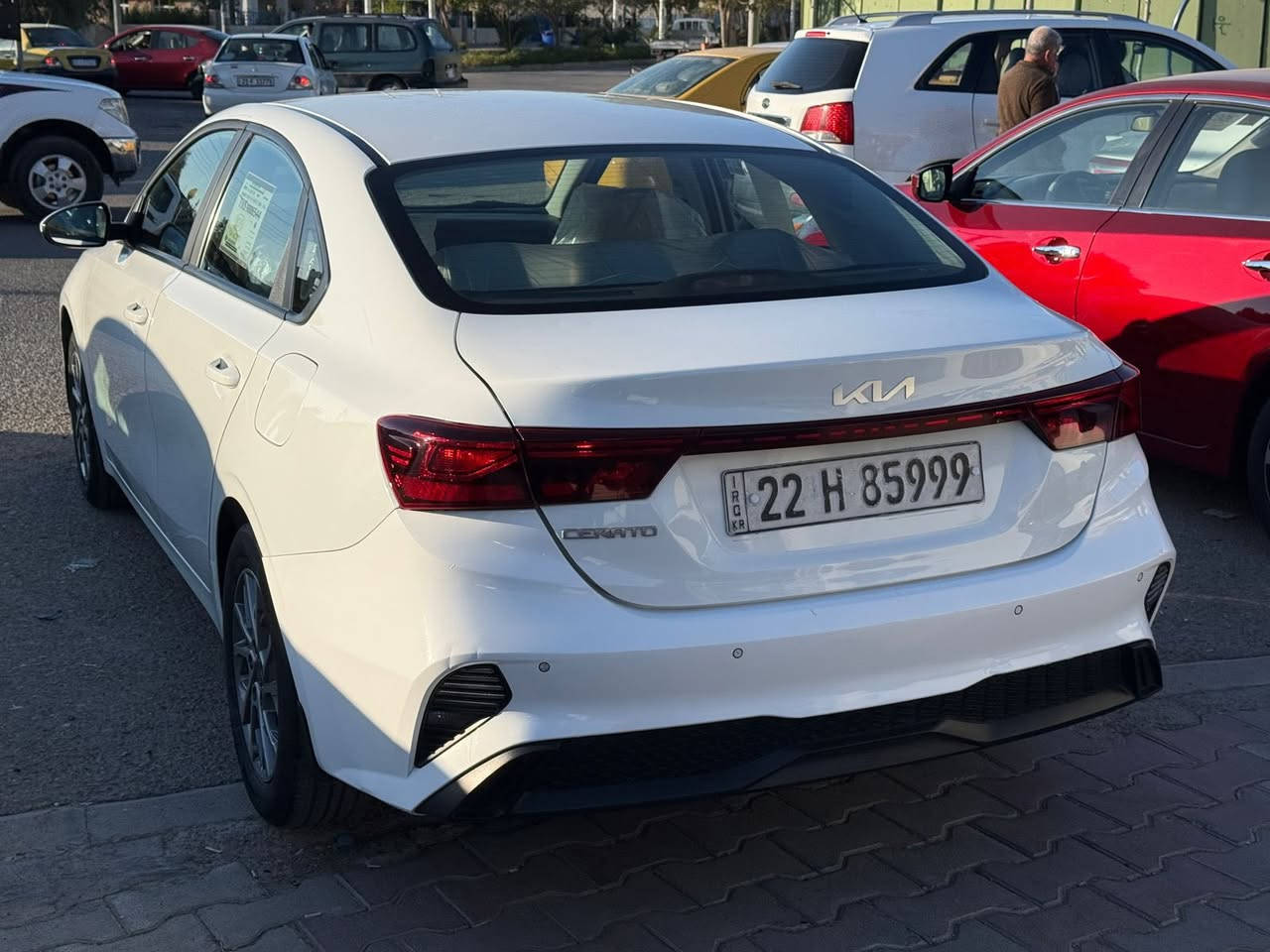 سلام عليكم
سيراتو موديل 2023 خليجي 
سياره مكفولة كفاله عامه
رقم اربيل  تريد تحويل تريد وكاله
مواصفات 
تبريد قطعتين
داخل لونين
تحكم استيرن
صندوك كهرباء
سياره جديده ويل كب 17 جديد 
مكان السياره خانقين 
السعر 143 
اي استفسار ***********
