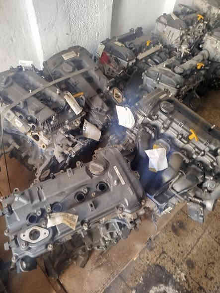 تتوفر لدينا محركات كورية وارد أمريكى من موديل ٢٠١٥ فما فوق الانترا - سوناتا - سبورتج - صول - كونا - سنتافيا - سورنتو - مهارفيي

 العنوان:  ساحة الطيران خلف الكراج  محل حازم اللامي تلفون *********** البيع جمله ومفرد
 #سيارات  #قطع_غيار #اللامي #كوري
