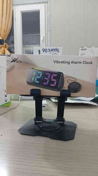 السلام عليكم يتوفر قطع امزون مختلفة شاهد  الصور مرفقة مع الاسعار يتوفر توصيل لجميع المحافظات 5000
***********
